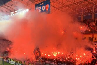Steaua Bucharest ultras against Dinamo