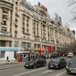 Piata Unirii Union Square traffic