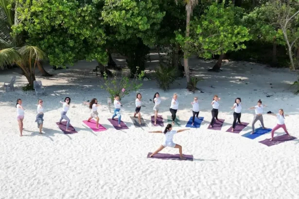 Beach-Yoga