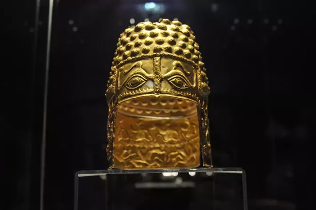golden crown of Coţofeneşti