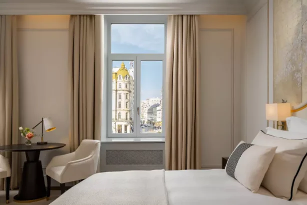 Deluxe Suite Corinthia Grand Hotel du Boulevard Bucharest