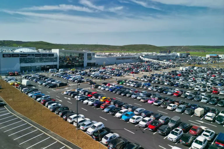 Parcarea-Mall-Moldova-Iasi-in-ziua-deschiderii
